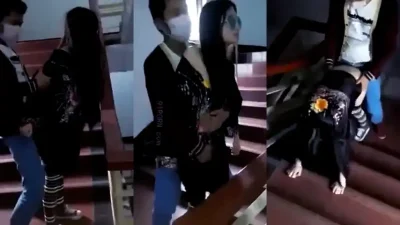 Bokep Indo ABG Cakep Mesum Ditangga Kampus